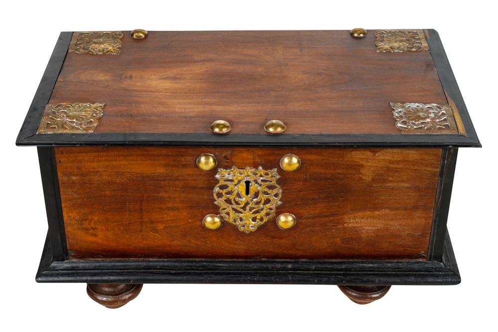 BRASS-MOUNTED MAHOGANY CHESTthe