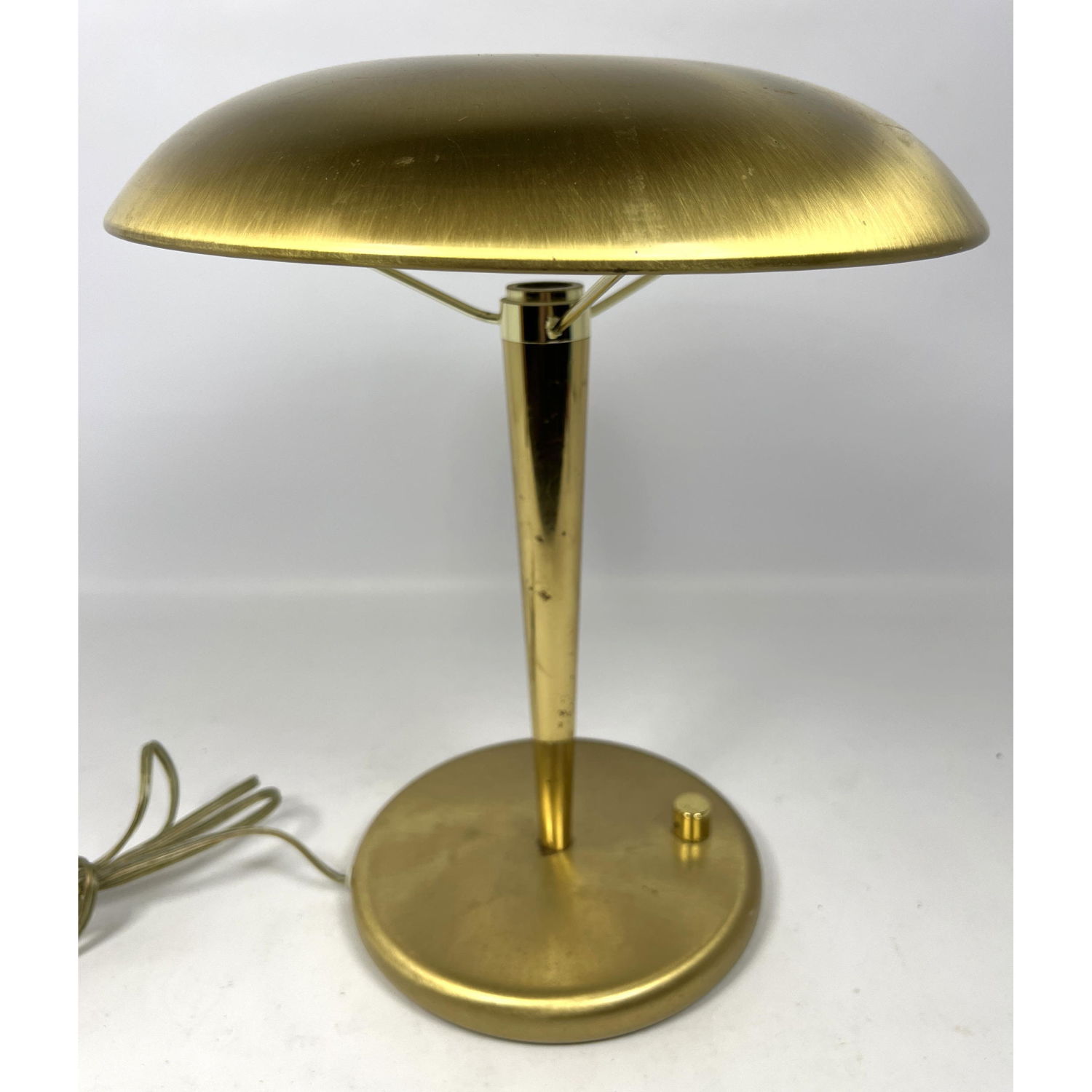 Brass Saucer shaped table lamp 
