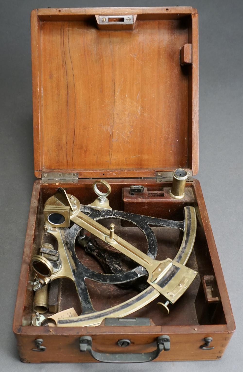 BRASS SEXTANT IN WOOD CASEBrass