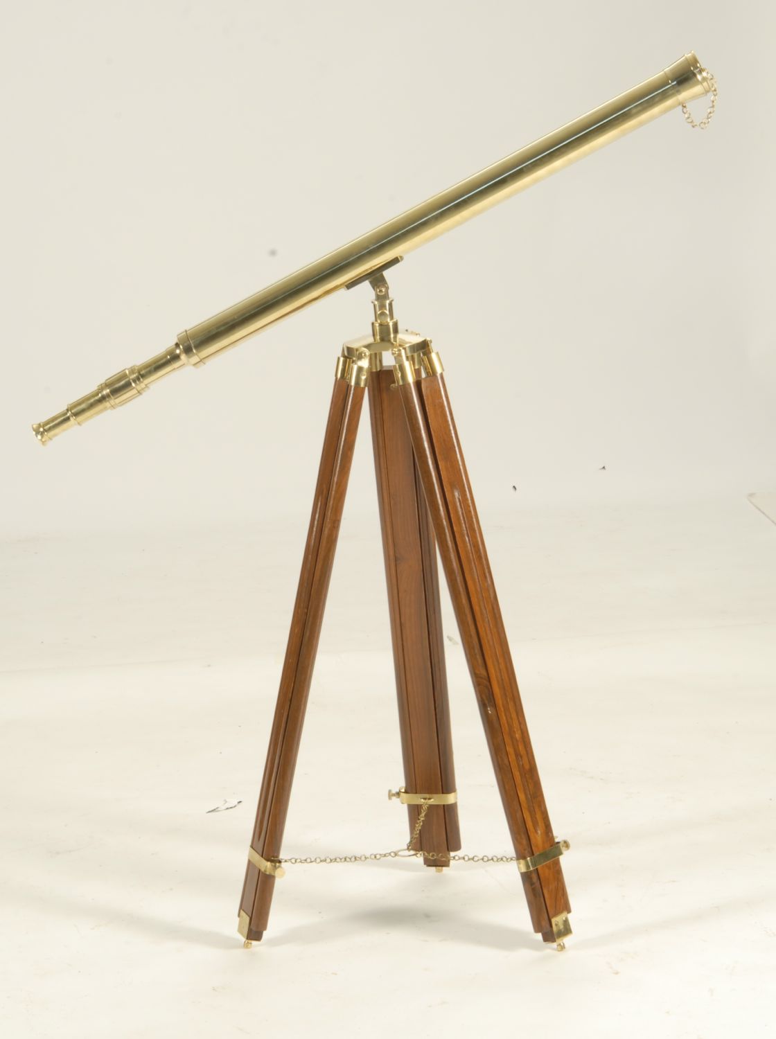 BRASS TELESCOPEWith teak tripod.