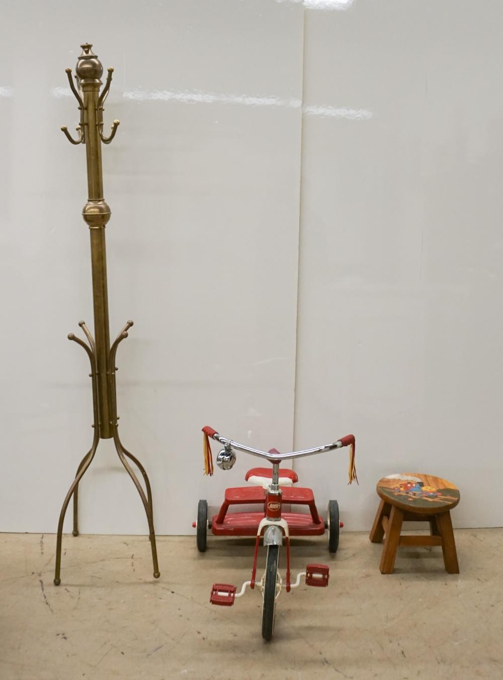 BRASSTONE COSTUMER, A RADIO FLYER