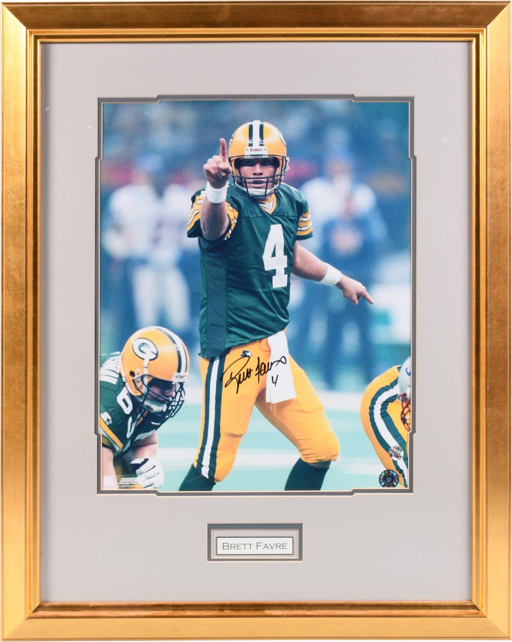 BRETT FAVRE AUTOGRAPHED PHOTO,