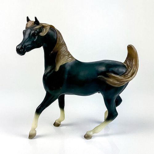 BREYER MODEL HORSE, BLACK