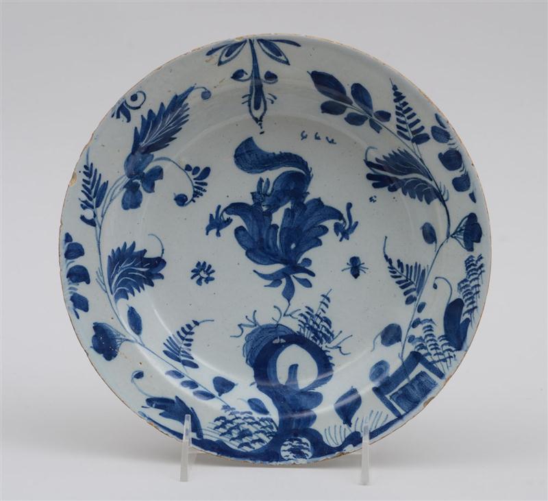 BRISTOL DELFT BLUE AND WHITE SOUP