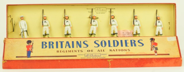 BRITAINS SET #1253 U.S. NAVY
