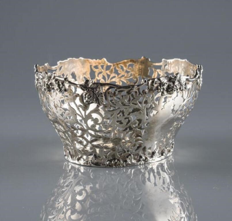 BRITISH STERLING SILVER PIERCED