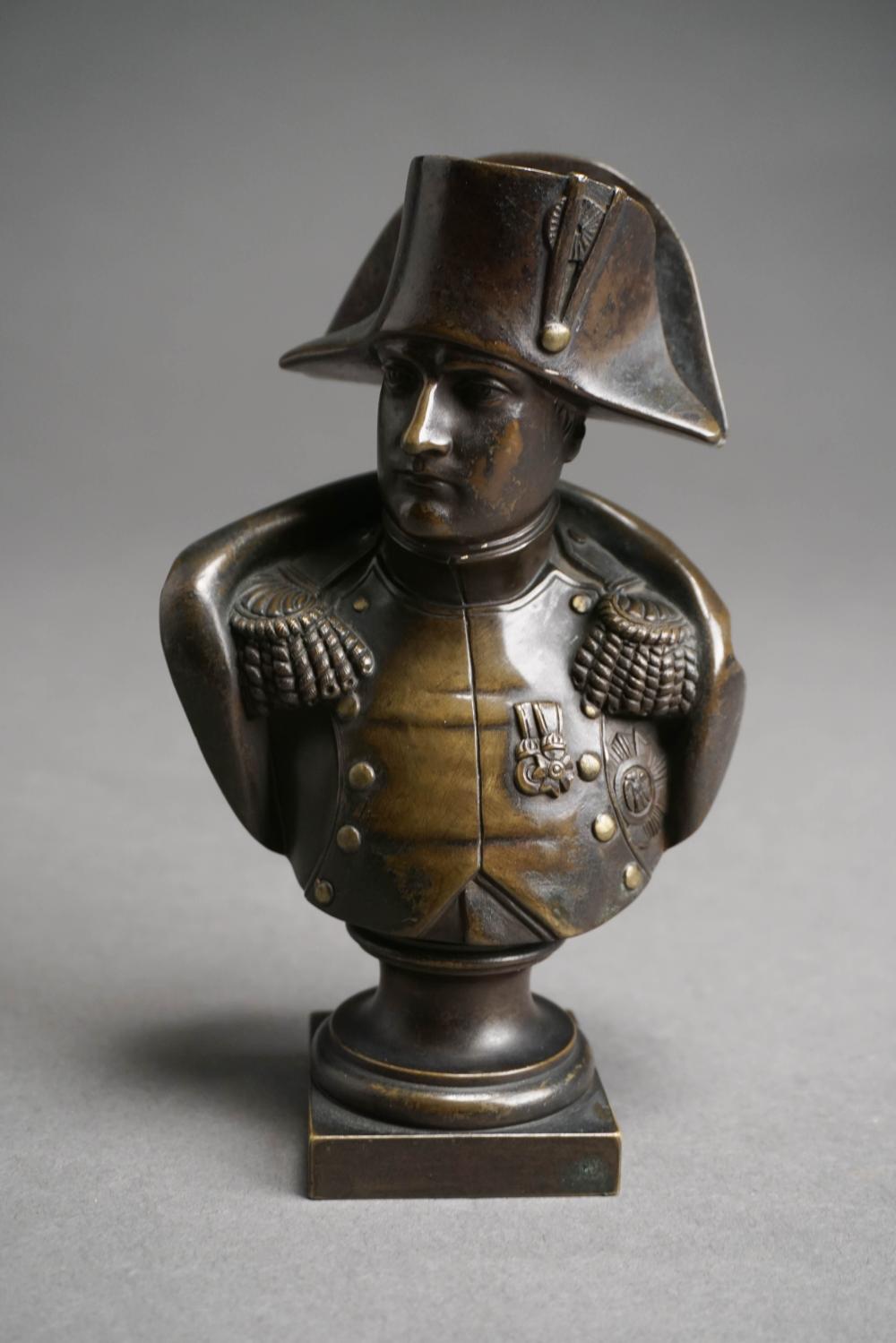 BRONZE BUST OF NAPOLEON HEIGHT: 6