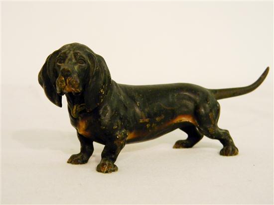 Bronze dachshund  6 1/2'' long 