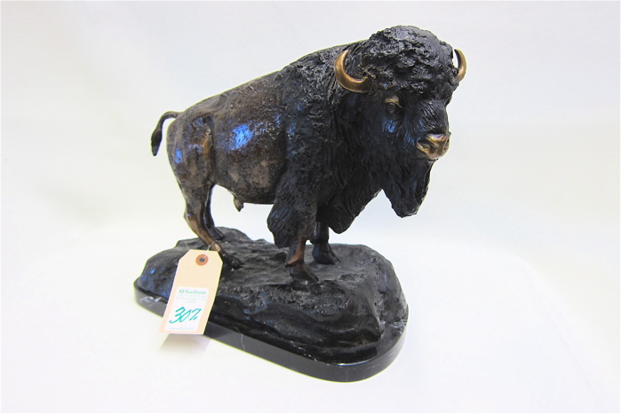BRONZE FIGURE OF AN AMERICAN BULL