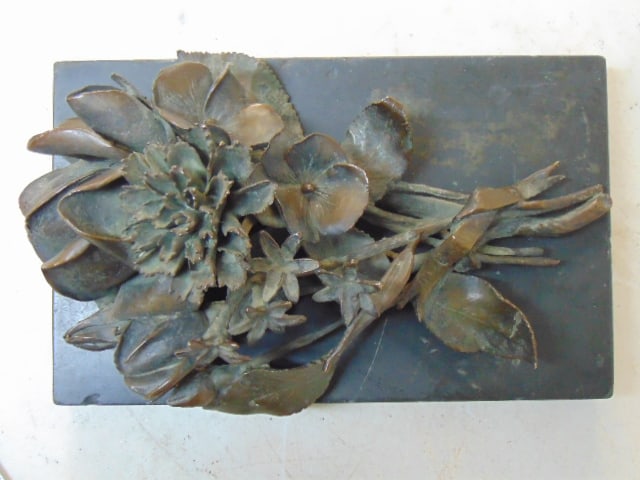 BRONZE FLOWER BOUQUET ON SLATE