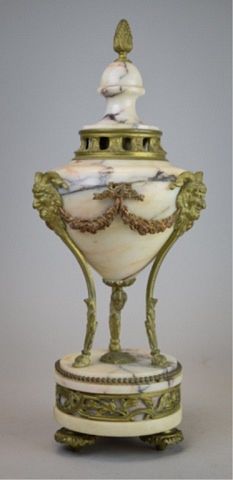 BRONZE & MARBLE GARNITUREMarble