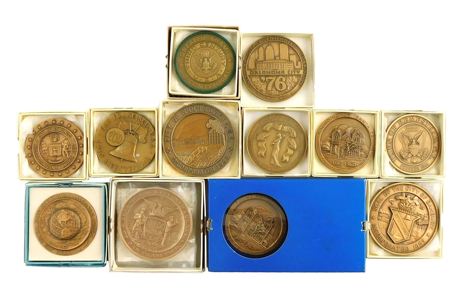 BRONZE MEDALLIONS, THIRTEEN PIECES,