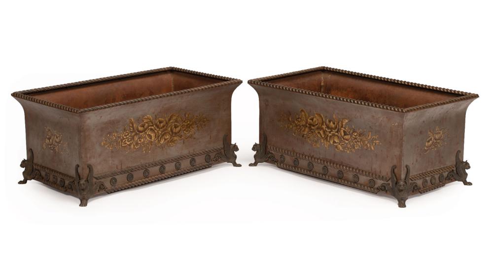BRONZE-MOUNTED TOLE PEINTE
