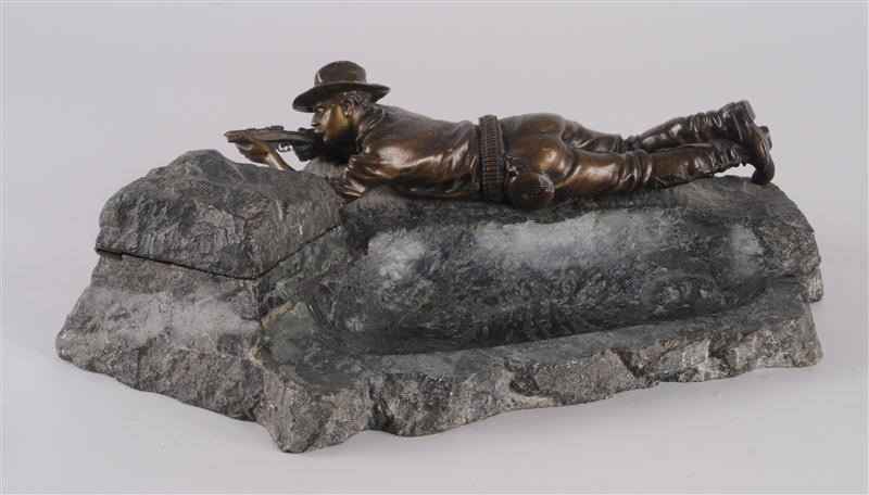 BRONZE-MOUNTED VERDE ANTICO