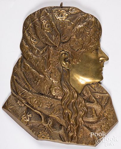 BRONZE PLAQUE OF A WOMAN, 19TH