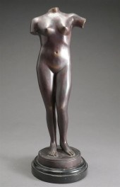 BRONZE SCULPTURE OF A FEMALE N