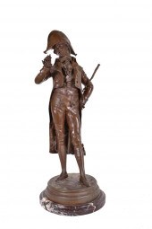 BRONZE SCULPTURE OF A MILITARY