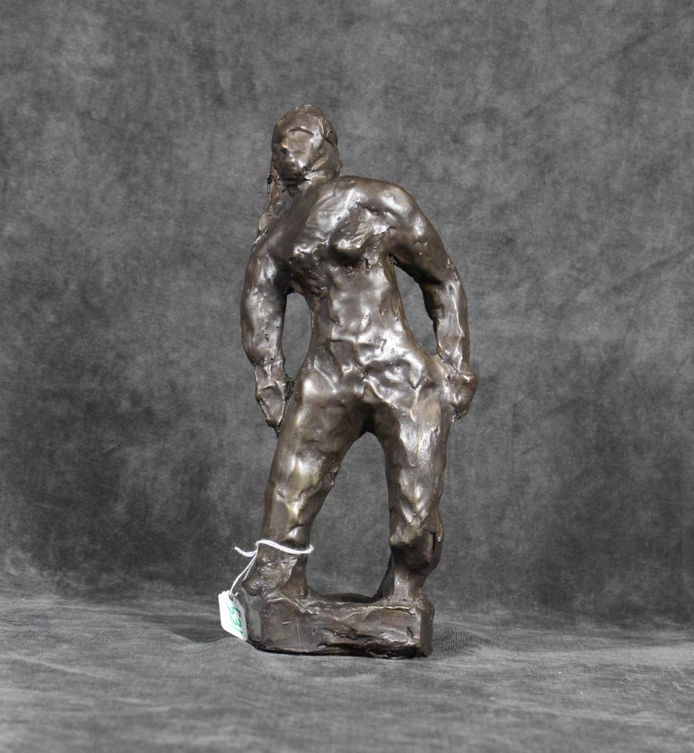 BRONZE SCULPTURE OF A STANDING NUDE