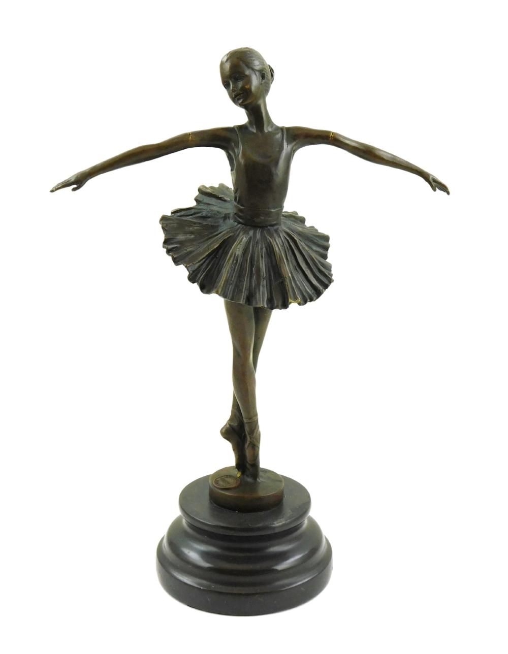 BRONZE SCULPTURE OF A YOUNG