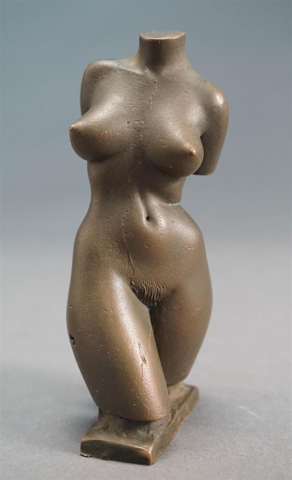 BRONZE TORSO OF WOMAN, H: 5
