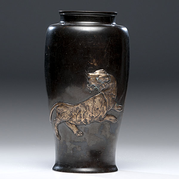 Bronze Vase Chinese a baluster form
