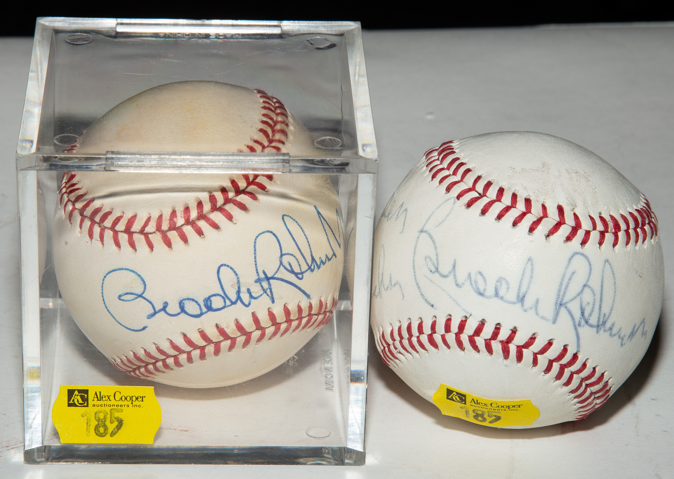 BROOKS ROBINSON SIGNED RAWLINGS