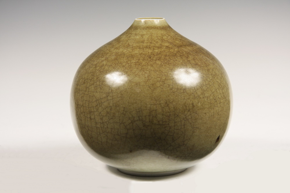 BROTHER THOMAS CERAMIC VASE - Art