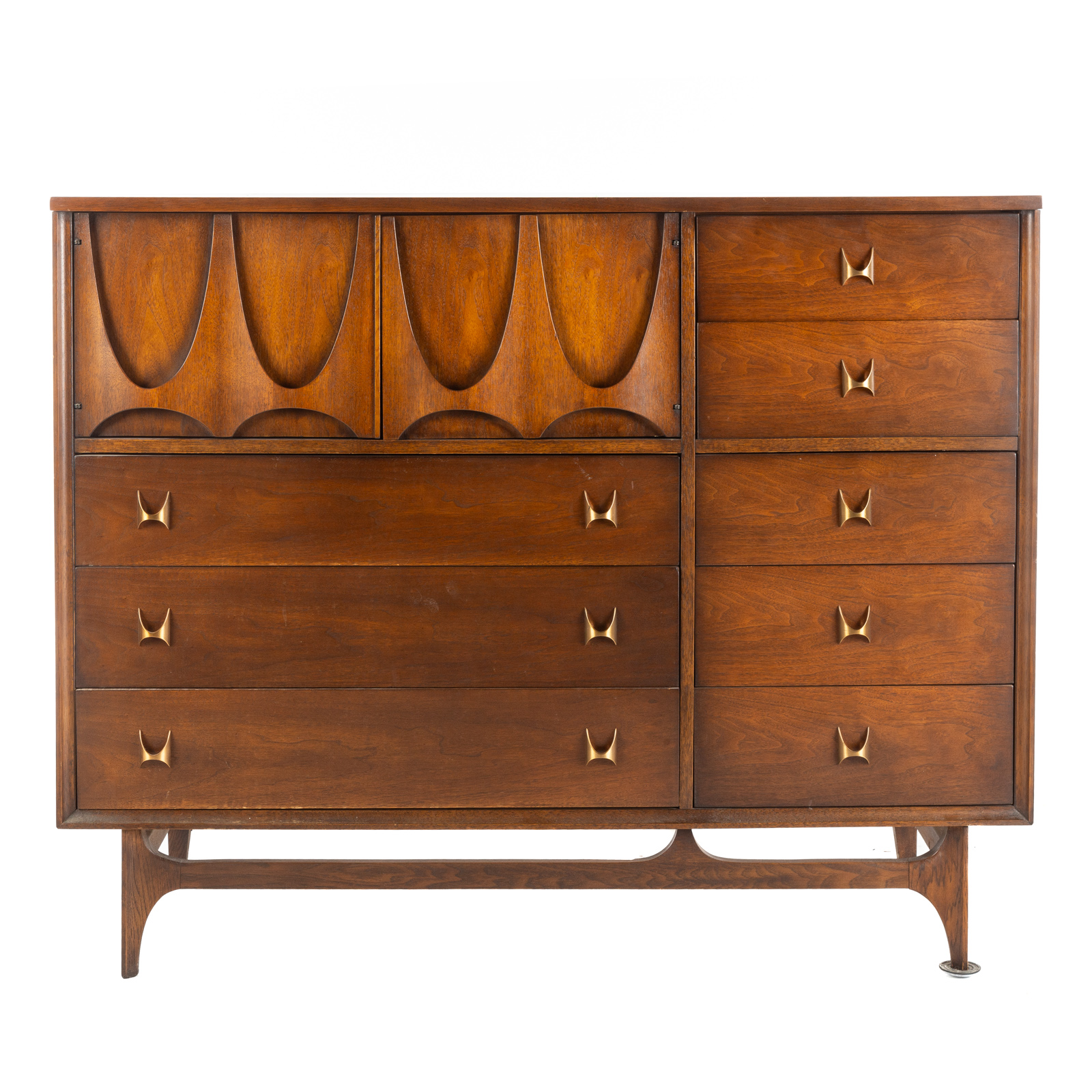BROYHILL BRASILIA GENTLEMAN'S CHEST