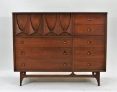 BROYHILL BRASILIA MCM CARVED W