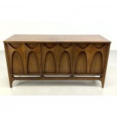 BROYHILL BRASILIA Sideboard Cr