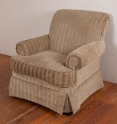 BROYHILL CLUB CHAIRTransitiona