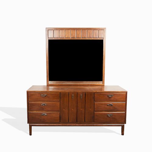 BROYHILL MID-CENTURY DRESSER W/