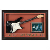 BRUCE SPRINGSTEEN SIGNED FENDE