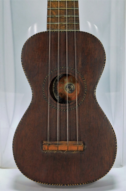 BRUNO LYRA HAWAIIAN SOPRANO UKULELE