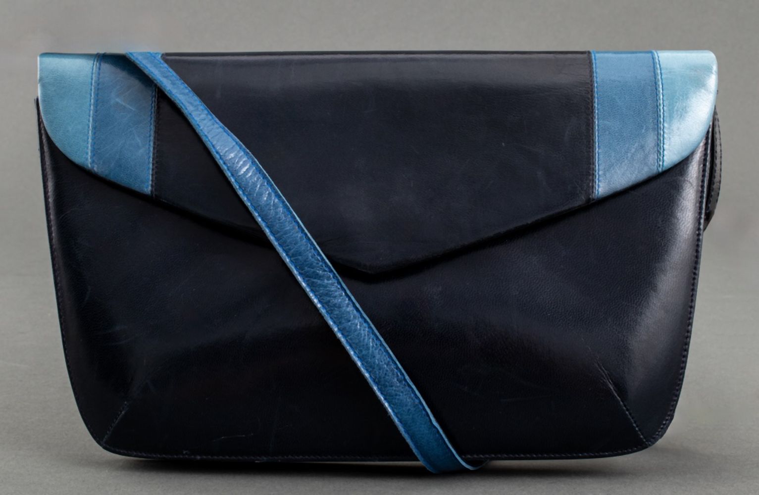 BRUNO MAGLI VINTAGE BLUE LEATHER