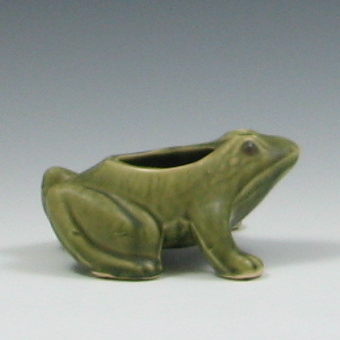 Brush McCoy Frog Planter unmarked
