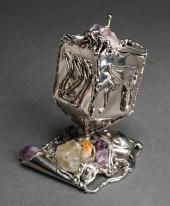 BRUTALIST SILVER-METAL, AMETHY