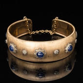 BUCCELLATI 18K GOLD AND SAPPHI