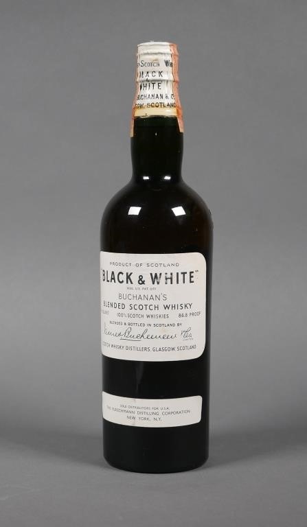 BUCHANAN'S BLACK & WHITE BLENDED