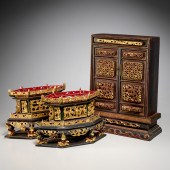 BUDDHIST CARVED AND GILT BUTSU