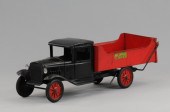 BUDDY 'L' DUMP TRUCK C. 1934 p