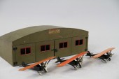 BUDDY 'L' HANGAR WITH AIRPLANE
