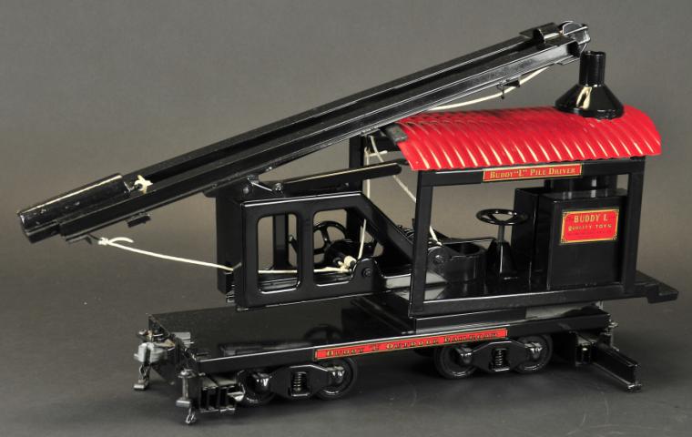 BUDDY 'L' LOCOMOTIVE PILE DRIVER