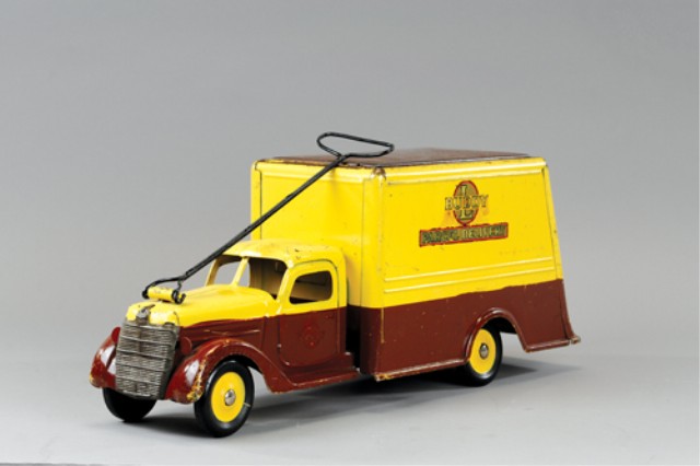 BUDDY 'L' PARCEL DELIVERY Pressed