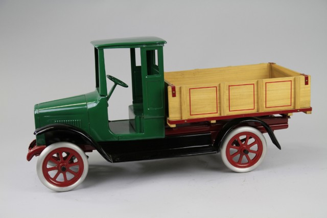BUDDY 'L' PICK-UP TRUCK Pressed