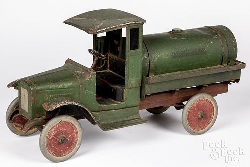 BUDDY L PRESSED STEEL TANKER