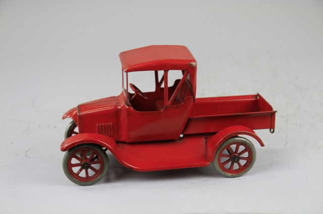 BUDDY 'L' RARE RED FLIVVER FORD