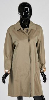 BURBERRY LADIES TRENCH COATBur