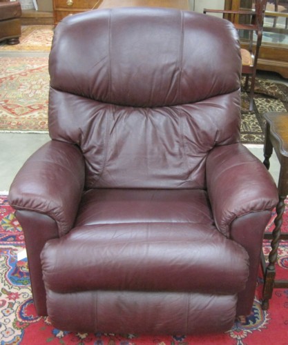 BURGUNDY LEATHER RECLINER