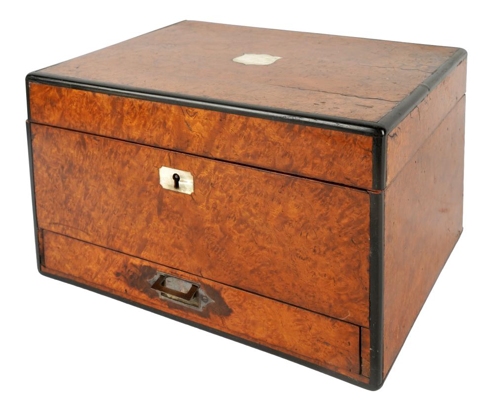 BURL & EBONIZED WOOD VANITY BOXwith
